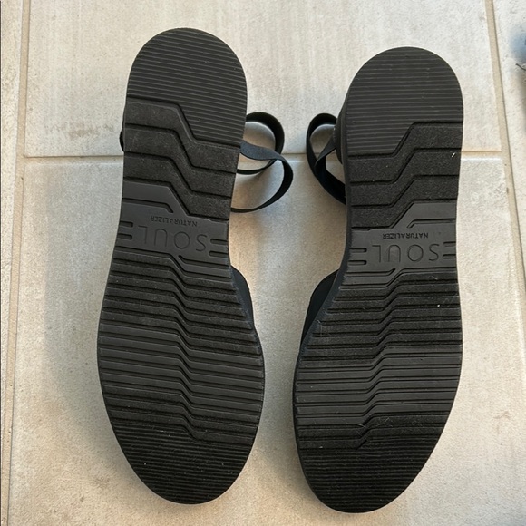 Naturalizer Black Ankle Strap Shoes - Picture 2 of 8